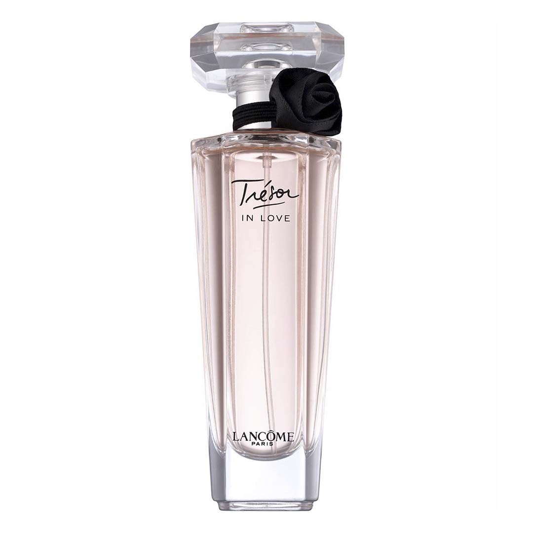 Bottle of Lancome Trésor in Love